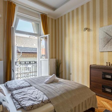 Luxury Downtown Home By Anna Budapest Eksteriør billede